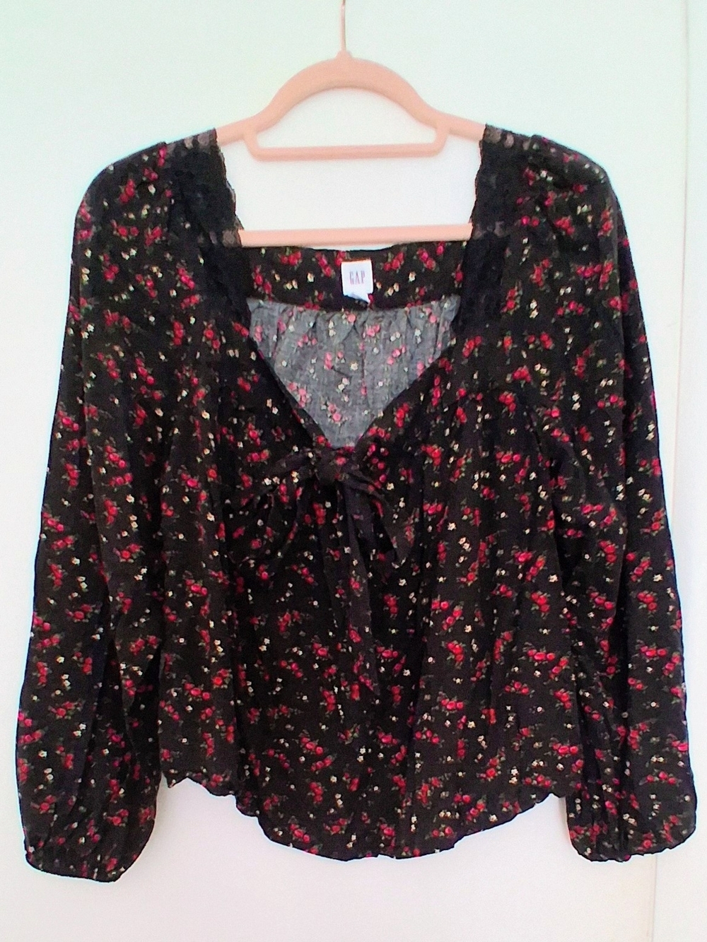 GAP Black Floral Tie-Front Long Sleeve Blouse
